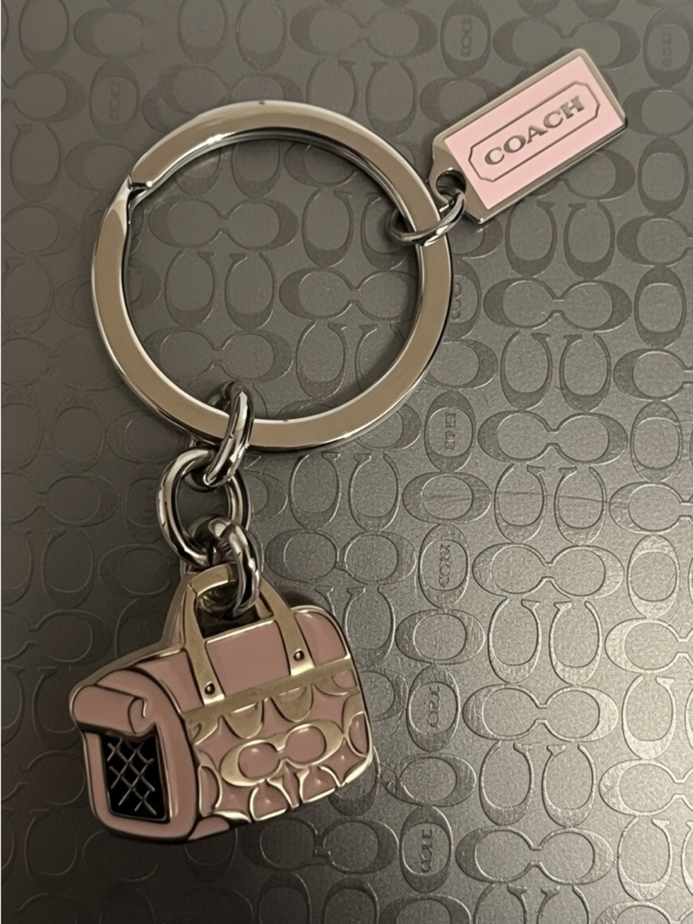 Coach keychains Cancer awareness, pink elephant, pink mini bag ballon - Picture 5 of 13